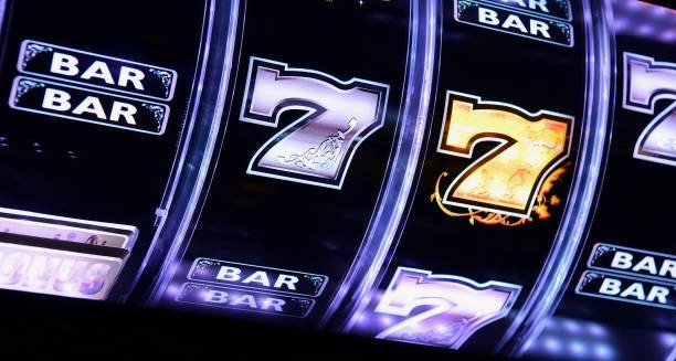 Video: How to play BandarQ on subur88